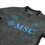 ssc neapel drittes spieltrikot 20242025 – 13 – amir rrahmani Kategorie | SSC Napoli Trikots für Wahre Fans