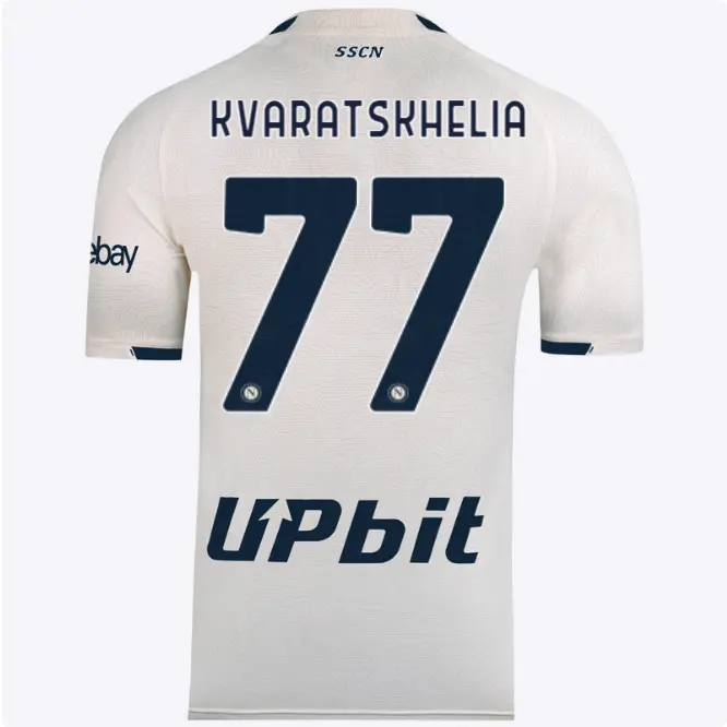 ssc-neapel-everywhere-trikot-limitierte-auflage-77-khvicha-kvaratskhelia-8050249810016-77 Kategorie | SSC Napoli Trikots für Wahre Fans
