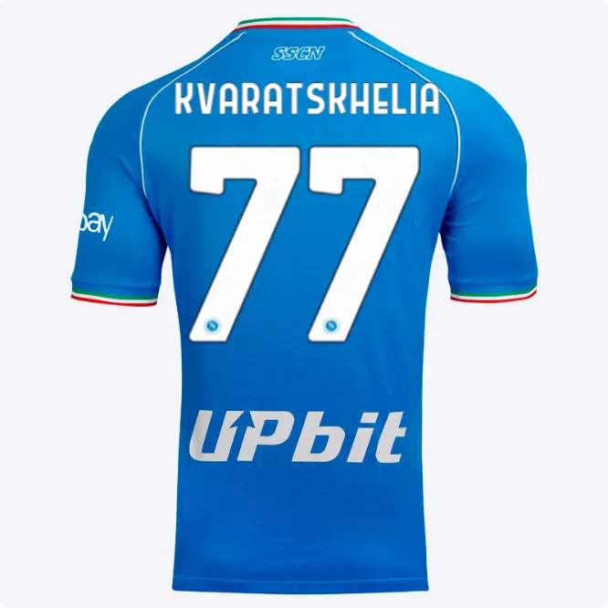 ssc-neapel-heimtrikot-20232024-77-khvicha-kvaratskhelia-7427254421208-77 Kategorie | SSC Napoli Trikots für Wahre Fans